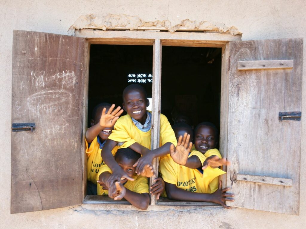 uganda otroci