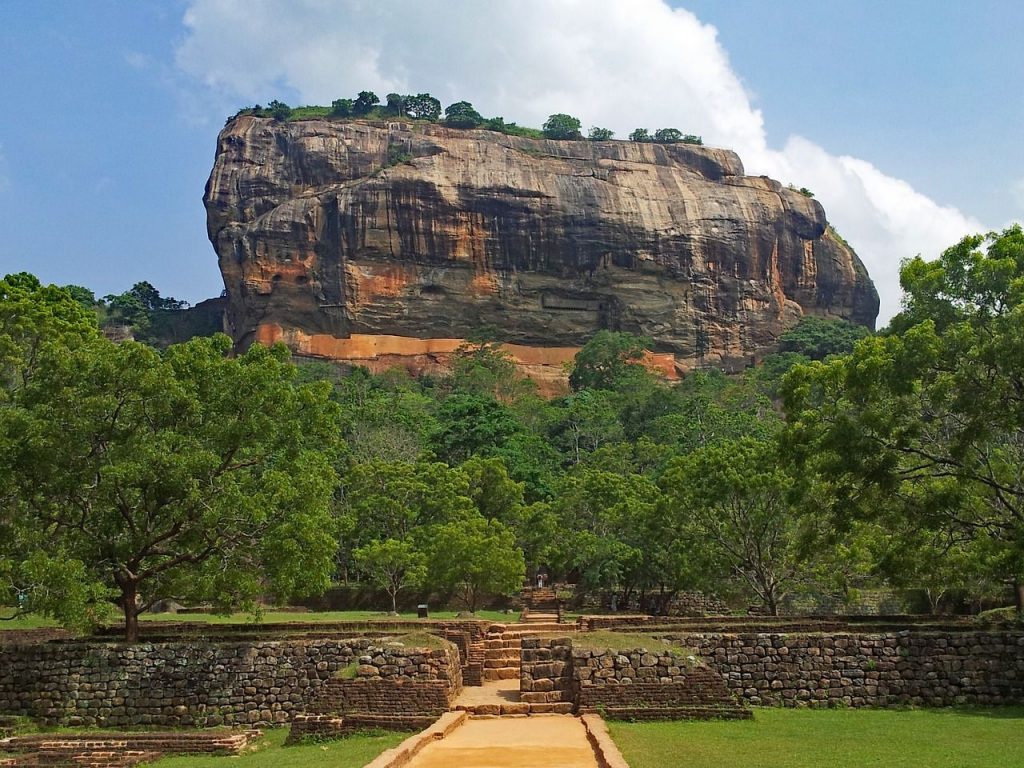 Šri Lanka potovanja – Znamenitosti Šri Lanke, ki si jih moramo ogledati - Sigirya