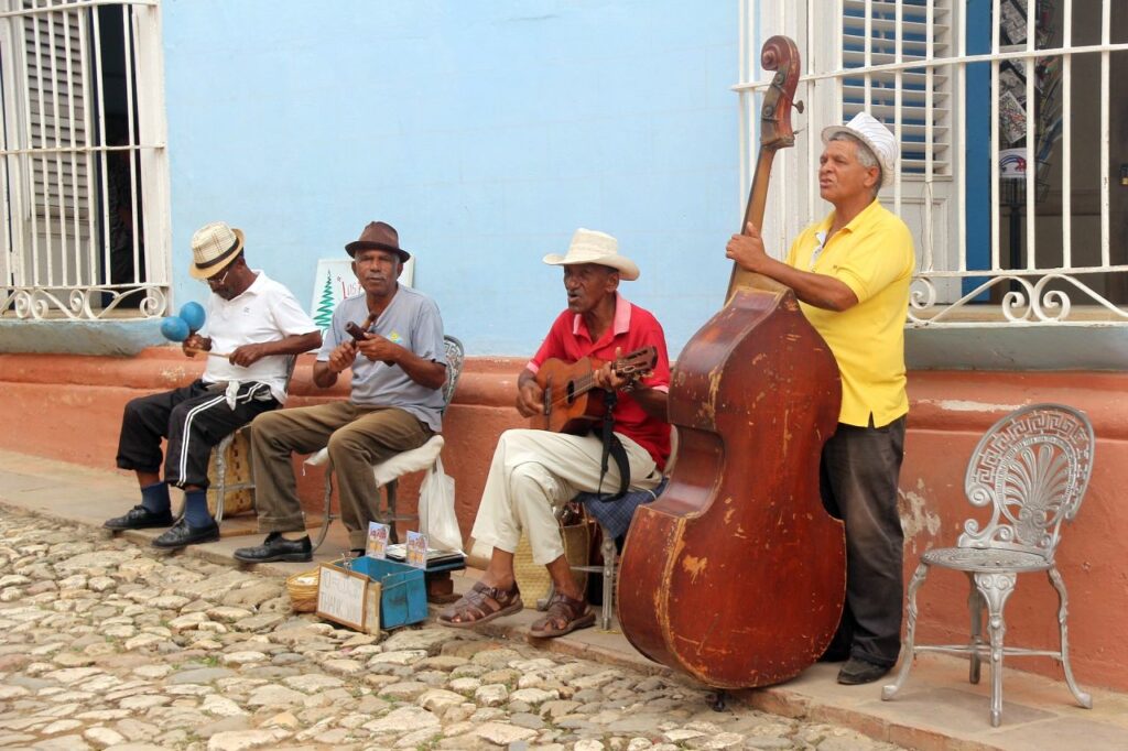 Muzikantje v Trinidadu na Kubi