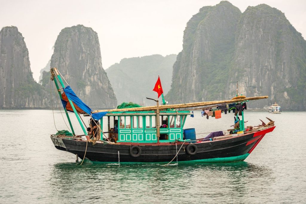 Glavne znamenitosti v Vietnamu - Halong Bay
