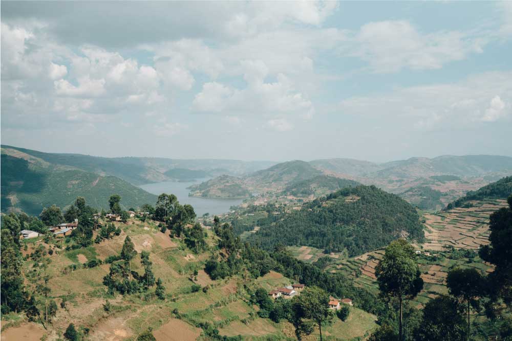 jezero-bunyonyi-naslovna