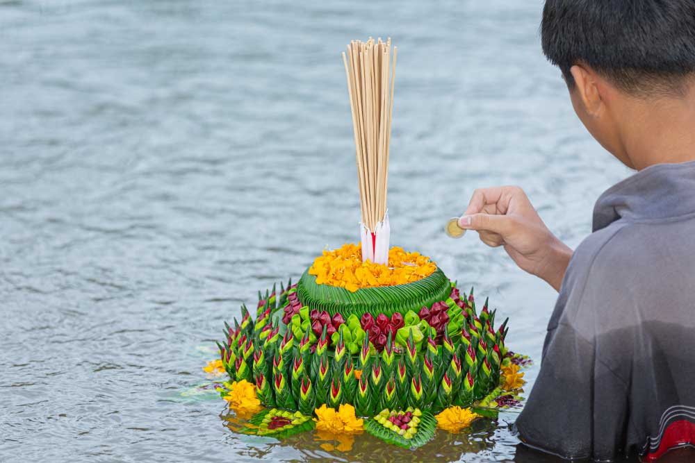 reka-na-severu-Tajske-loy-kratong
